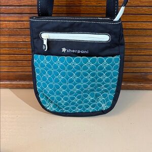 Sherpani crossbody